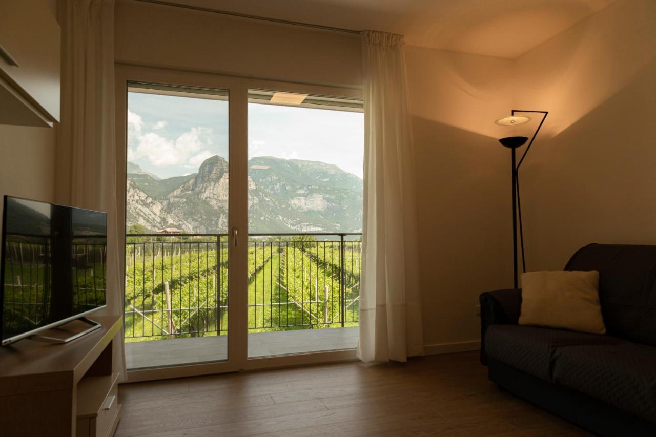 Holiday Apartments Giulia - Blue Pietramurata Buitenkant foto